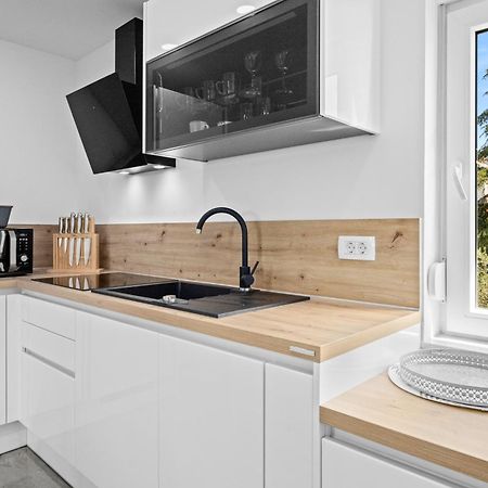 Apartment Lauro - Amazing Sea View ! Фажана Экстерьер фото